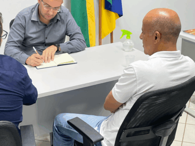 Prefeito de São Miguel do Guaporé discute projeto do Centro de Hemodiálise em visita à Prefeitura de Jaru